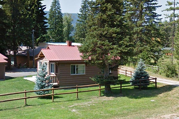 Cabin at Laughing Horse Lodge