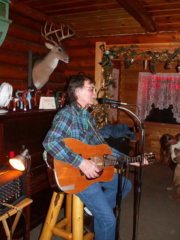 Laughing Horse Lodge Entertainment